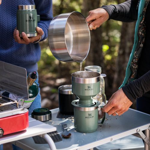 Stanley ThePerfect BrewPourOver LifestyleImage 1